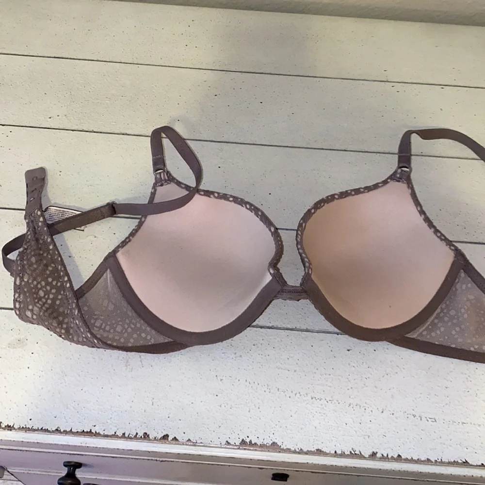 Victoria’s Secret taupe pushup padded bra 34B​ - Picture 5 of 8